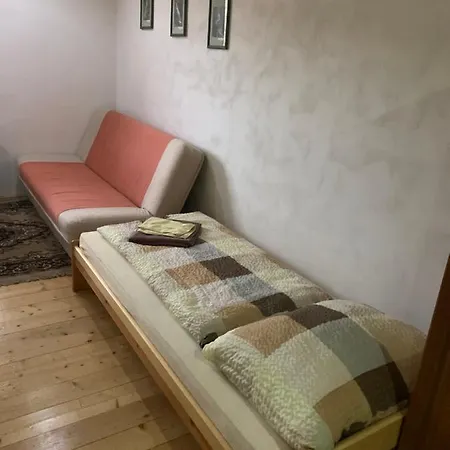 Fabe Sro-bedomir Pensión 3*
